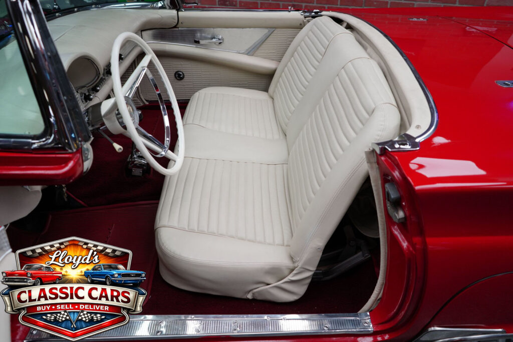 1957 Ford Thunderbird